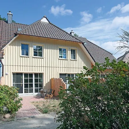 Haus Wal * Born