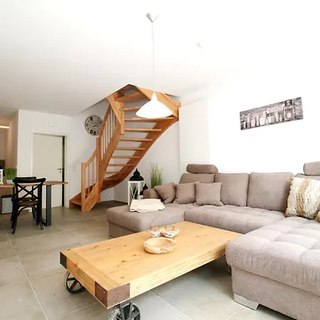 Holiday home Haus Wal *